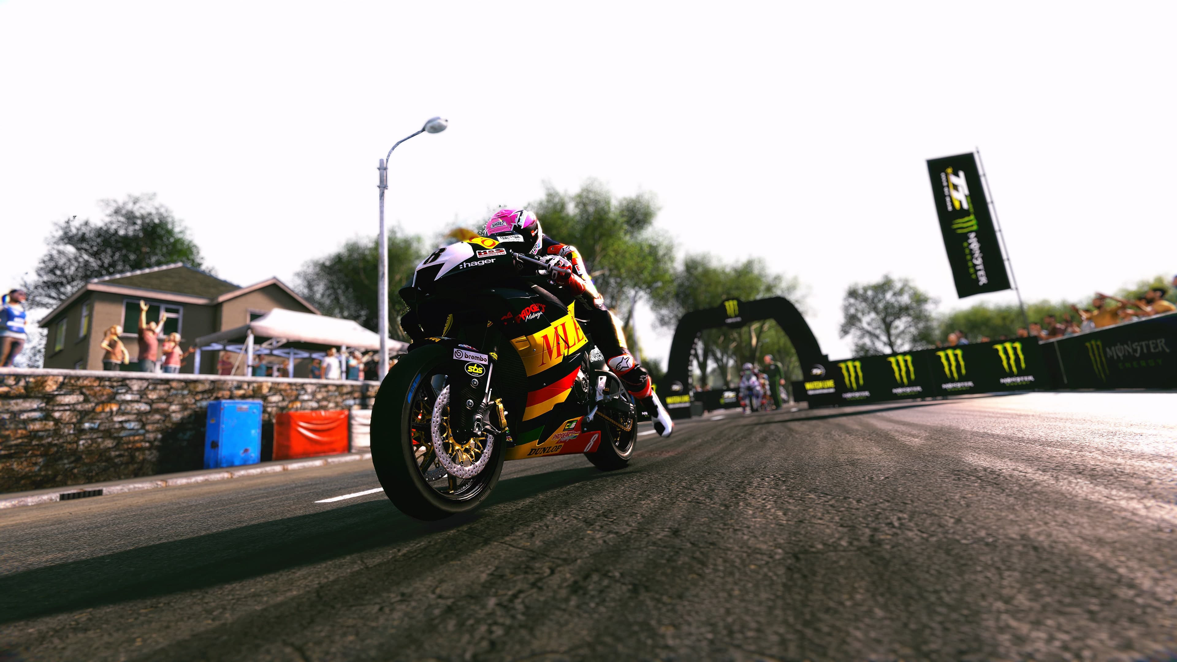 TT Isle of Man: Ride on the Edge 3 - Screenshot 2